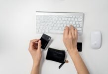 Mobilon vásárolnak az emberek? Eladnál nekik? Mobilon vásárolnak az emberek webáruház felületeken