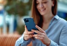 Mennyire bírják a strapát az iPhone 15 modellek?